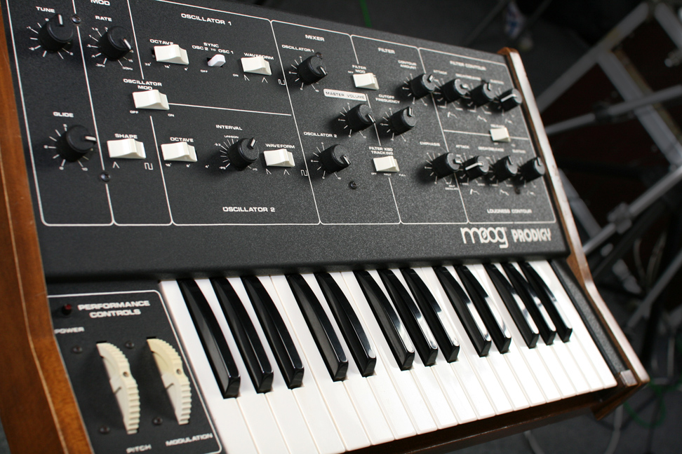 Moog Prodigy Werkstatt-Report: klassischer Analog-Synthesizer