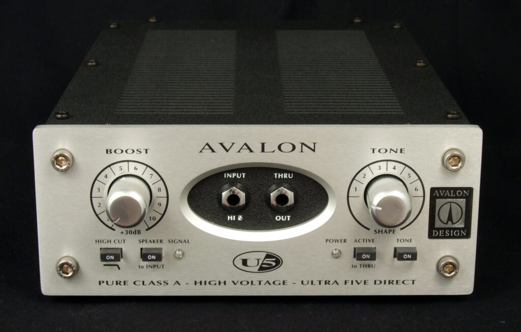 Avalon_U5_frontal_schraeg_FIN