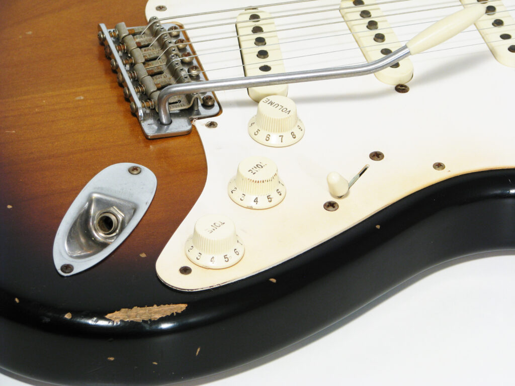 FenderRoadWorn50sStrat__07 Bild