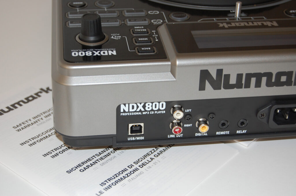 Numark_NDX800_USB-MIDI-Port