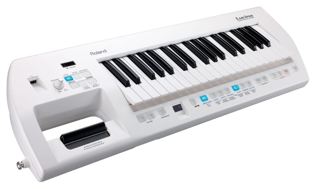 Roland Lucina AX-09 (white)