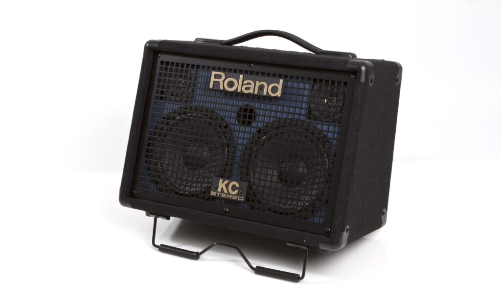 Roland_KC110_08FIN