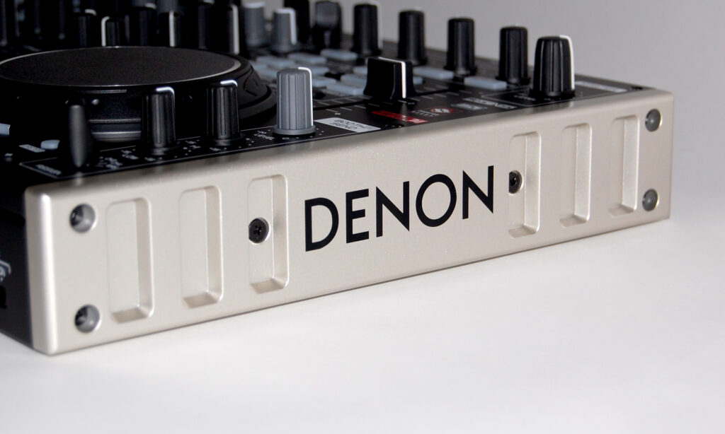 Blende_Denon_DN-MC6000