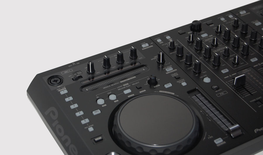 Pioneer_DDJ-S1_Produktfoto_05