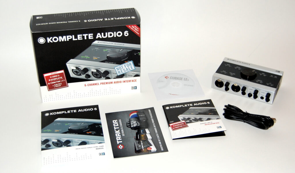 Der Lieferumfang des Komplete Audio 6 Paketes