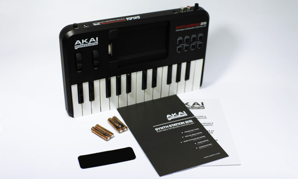 akai_synthstation25_Lieferumfang