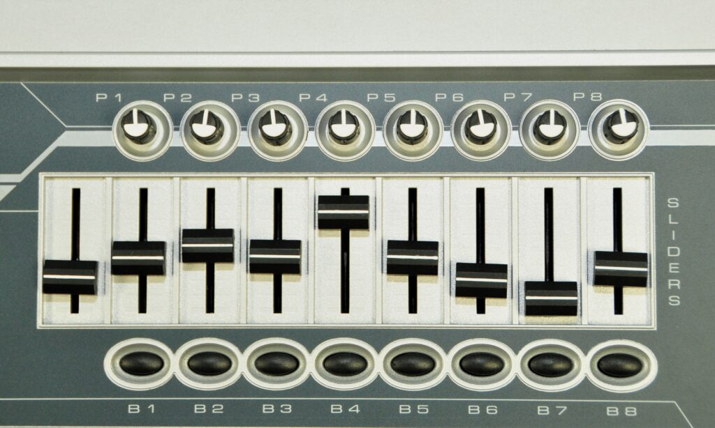 studiologic_vmk161_slider