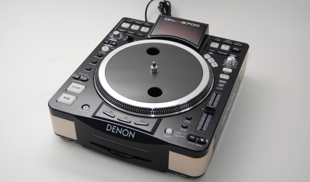 Teaser_Denon_DN_S3700