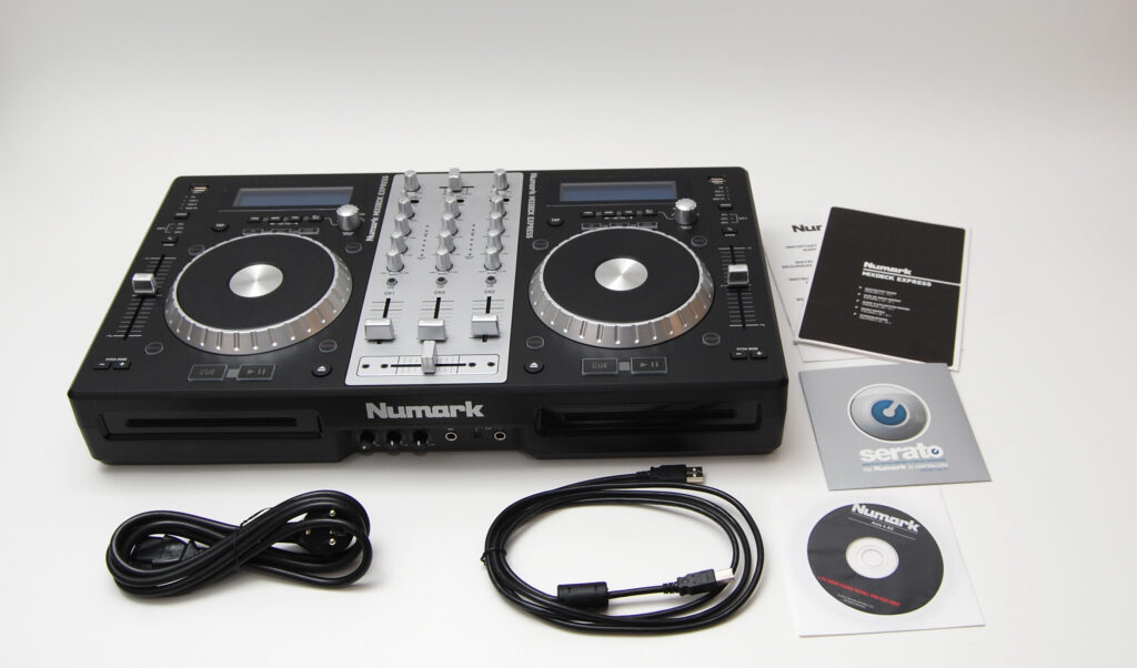 Lieferumfang_Numark_Mixdeck_Express