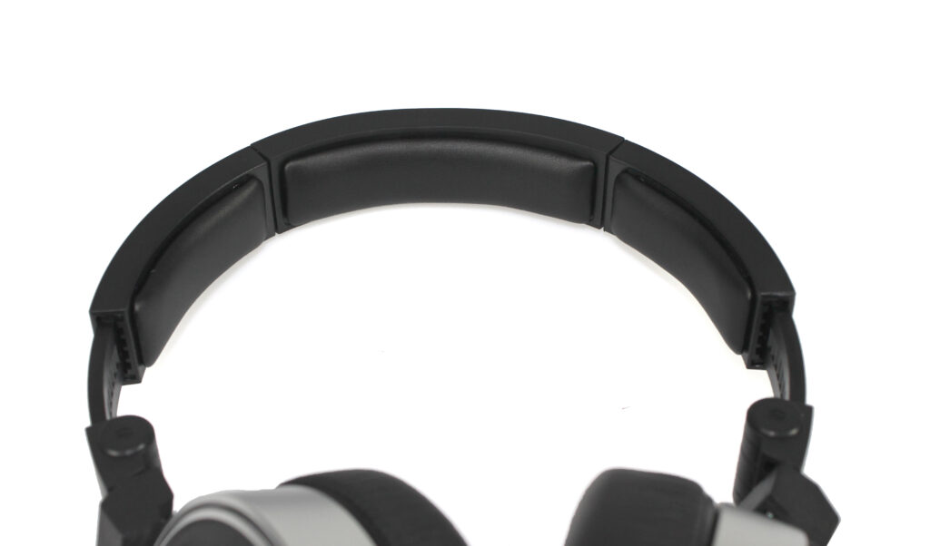 Die Kopfpolsterung des AKG K167 Tiesto