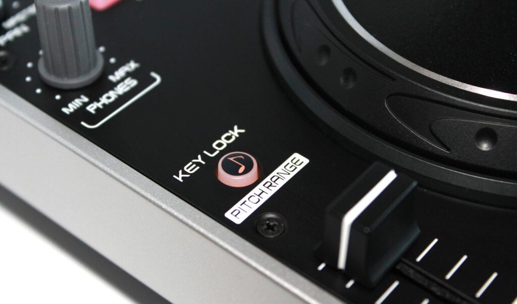 Denon MC2000: Keylock