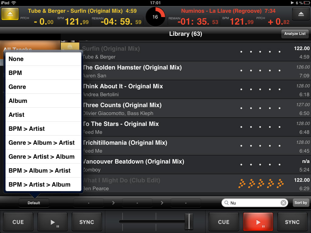 Mixvibes Cross DJ for iPad: Die Sortierung kann anhand von verschiedenen Kriterien in drei Spalten erfolgen