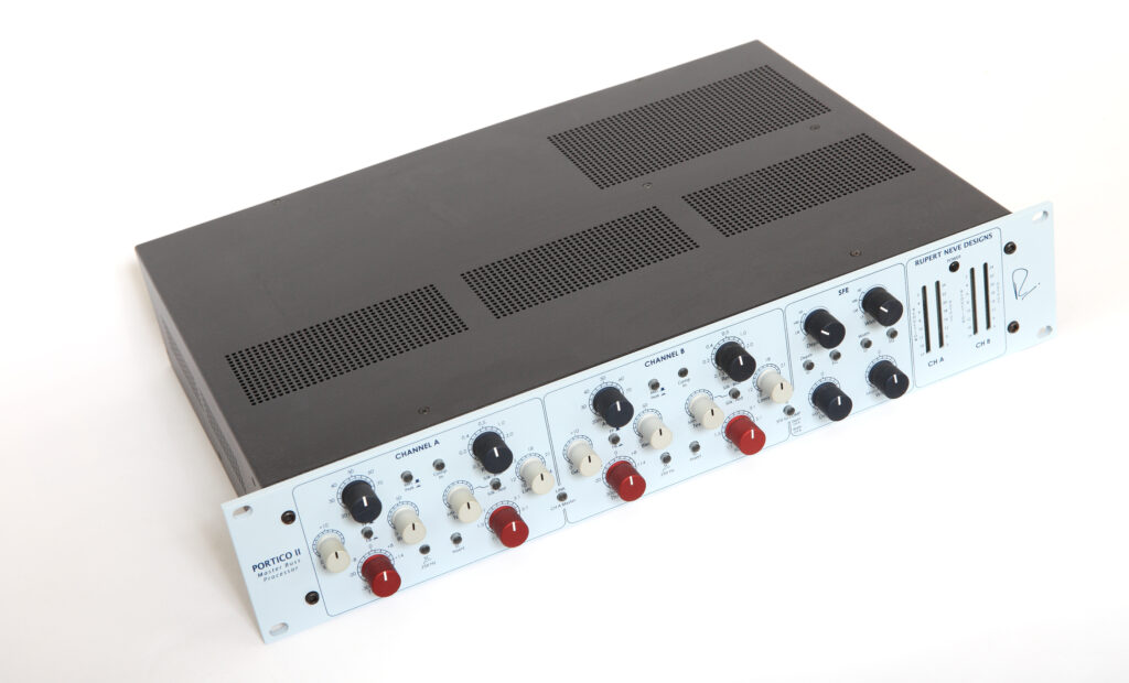 Wird (aus gutem Grund) ganz schön warm: Rupert Neve Designs Portico II Master Buss Processor