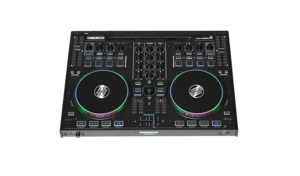 Reloop Beatpad: Zweikanal DJ-MIDI-Controller mit USB-Port und iOS-Connector