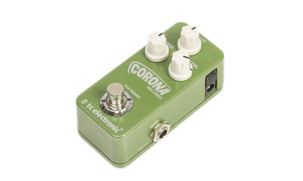 TC_Electronic_Corona_Mini_Chorus_006FIN