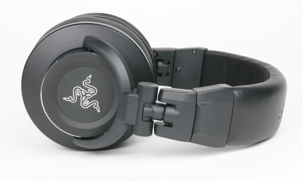 Razer-Adaro_DJ_12