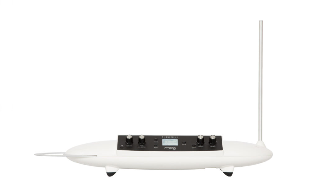 Das Raumschiff ist gelandet: Moog Etherwave Theremini