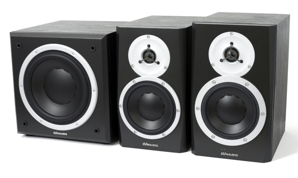 Die Familienzugehörigkeit ist nicht zu leugnen: Subwoofer BM9S mk2 und die BM5, sowie BM6 der MK3 Reihe.