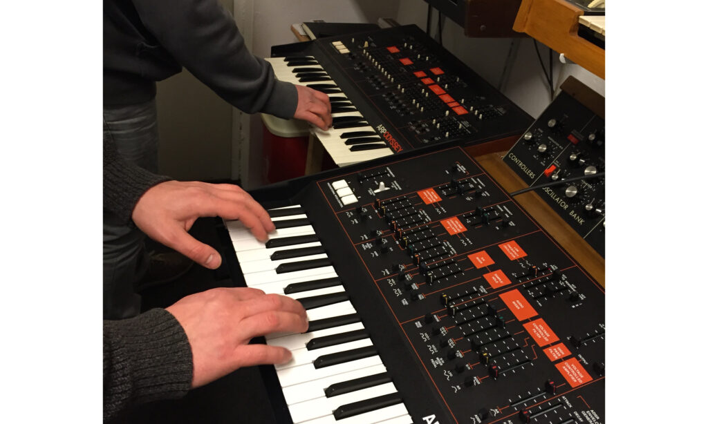 Alt und neu im Vergleich im Synthesizerstudio Hamburg