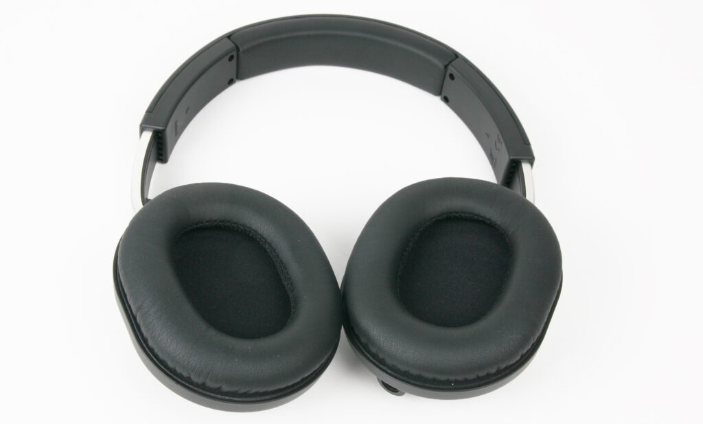 Audio-Technica ATH-M70x sitzt wie maßgeschneidert auf dem Kopf.
