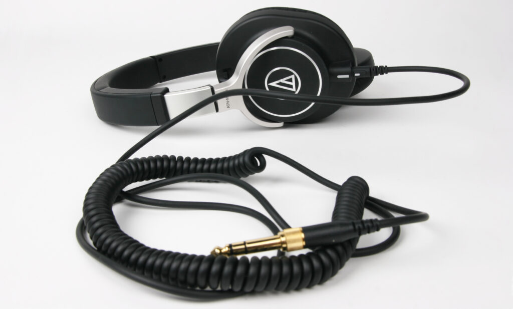 Audio-Technica ATH-M70x, professioneller DJ/Studiokopfhörer