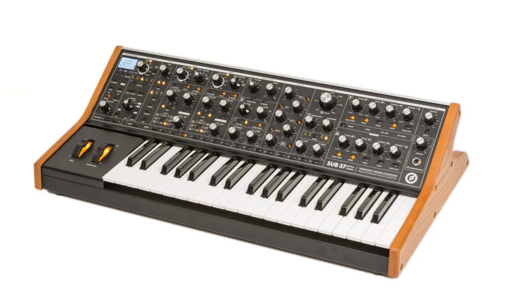 Der Moog Sub 37 Tribute Edition ist für mich das Topmodel unter den Synthesizern