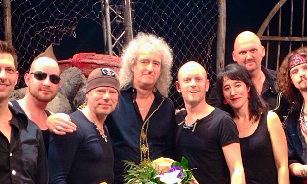 Copyright Steve White - Brian May mit Band