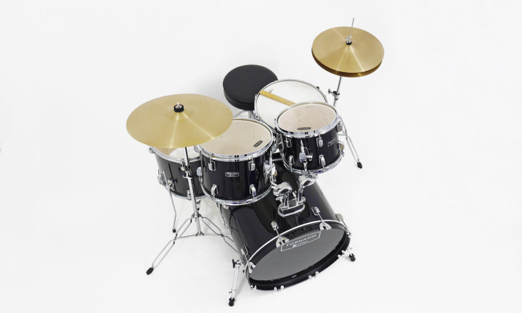 Ein komplettes Drumset für unter 400 Euro Ladenpreis: Mapex Tornado