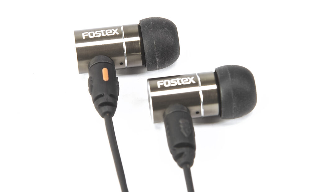 Fostex_TE_07_In_Ear_6