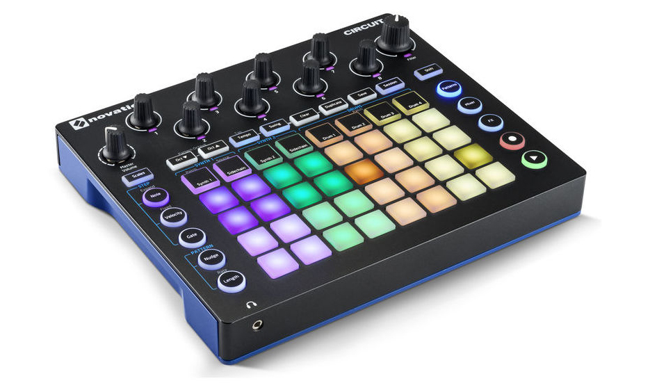 Der Novation Circuit ist eine Groovebox mit dem Bedienkonzept der Launchpads.