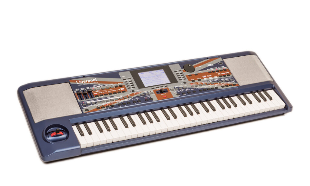 Das Korg Liverpool ist ein kleines Arranger Keyboard im Beatles-Thema.