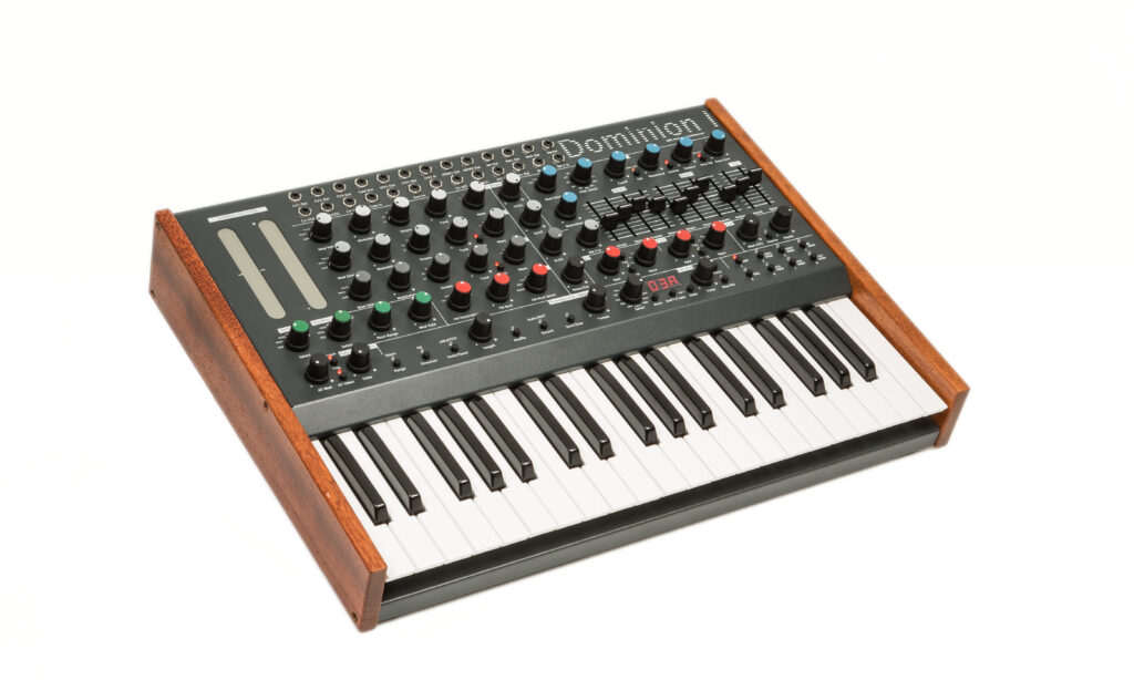 Der Dominion 1 ist der bisher komplexeste Synthesizer von MFB.