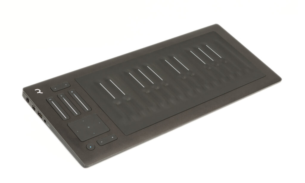 Das Roli Seaboard Rise ist ein gelungener MIDI Controller mit vielen neuen Möglichkeiten.