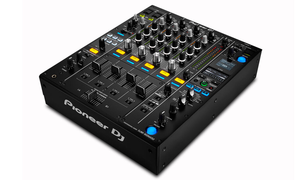 Der neue 900er: DJM-900NXS2