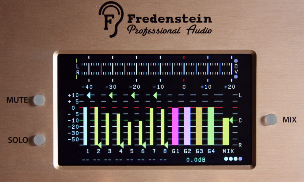 Das Display trägt durchweg zur komfortablen Bedienung des MixCube bei.