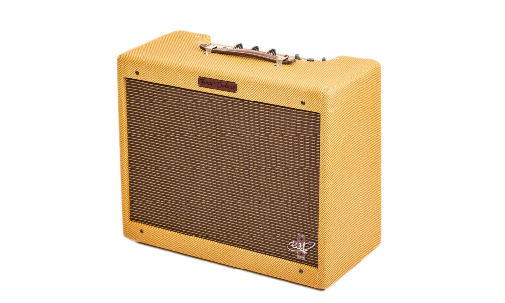 Fender_Deluxe_The_Edge_Amp_003FIN