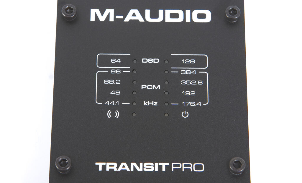 PCM bis 384 kHz sowie DSD64 und DSD128 sind die maximalen Auflösungen des Digital-Converters