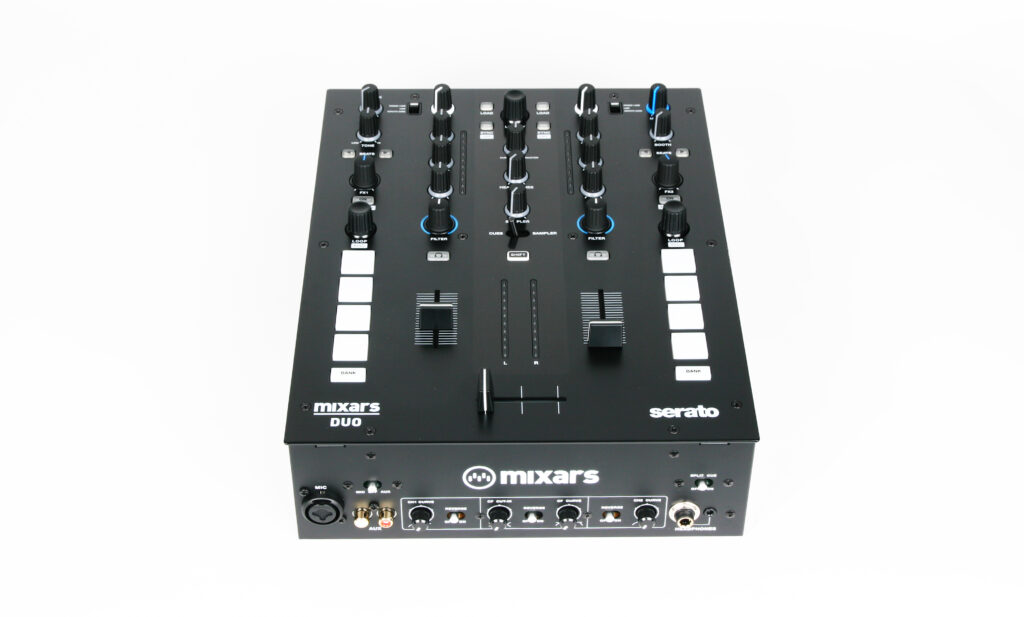 Mixars Duo: Serato DVS Battlemixer