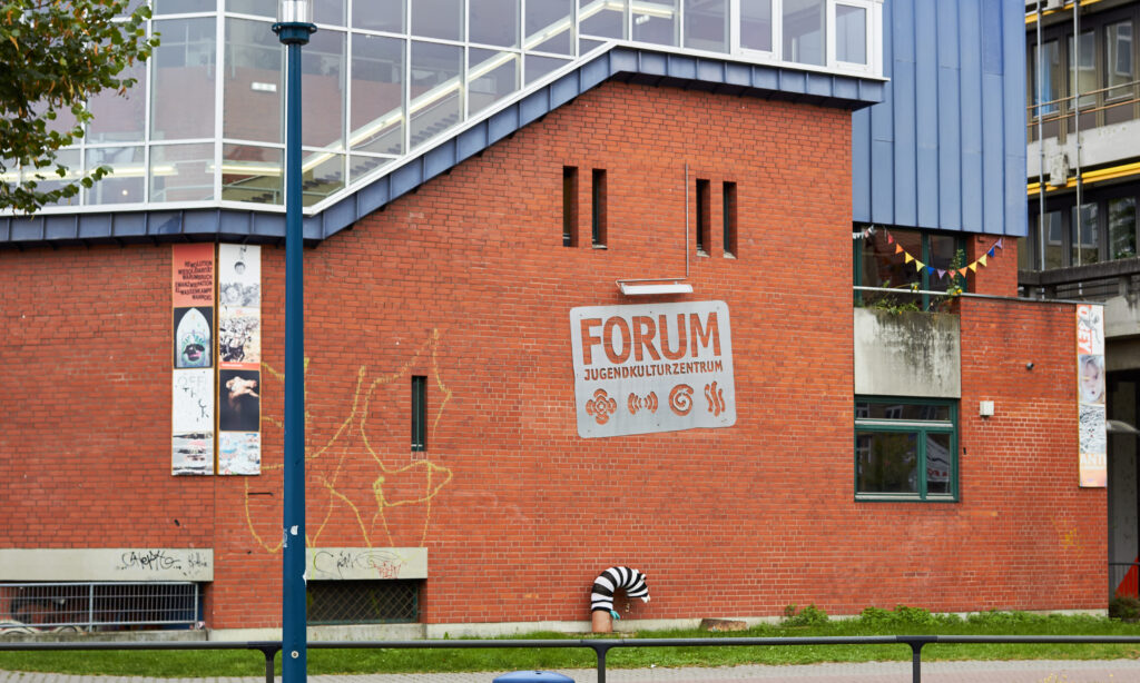 Im Kulturzentrum Forum in Mannheim stand am 08.10.2016 alles im Zeichen der Trommeln. Alle Bilder © Christoph Behm für bonedo