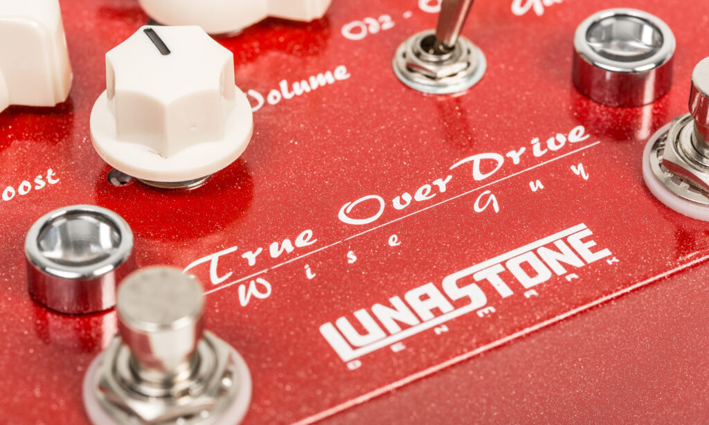 Die Kombination Overdrive mit Booster produziert flexible, organische und warm klingende Zerrsounds.