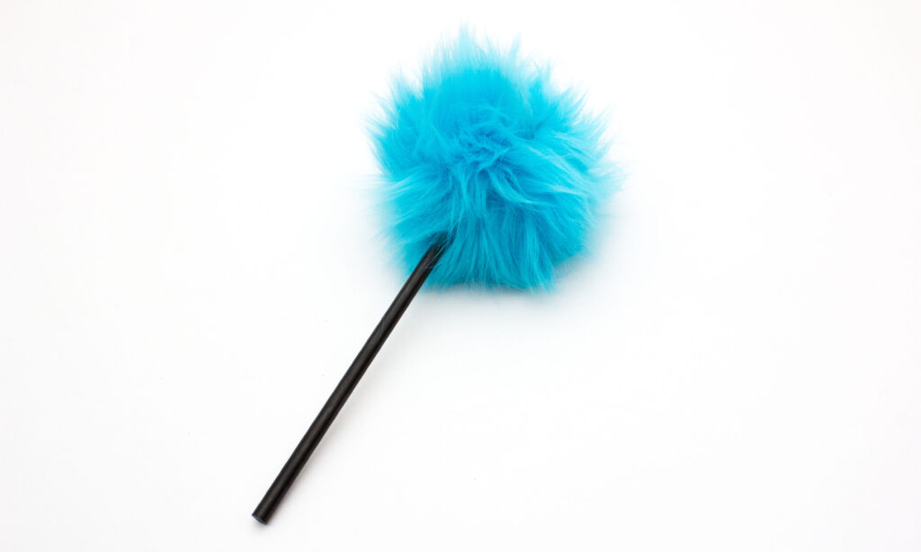 Danmars „Furry Kick Hottie Blue“ Beater ist Garant für einen weichen, aber präsenten Bassdrum-Sound.