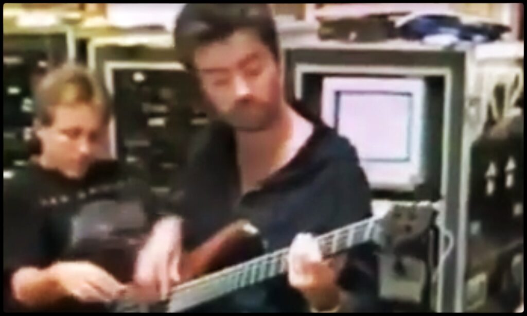 George Michael am E-Bass