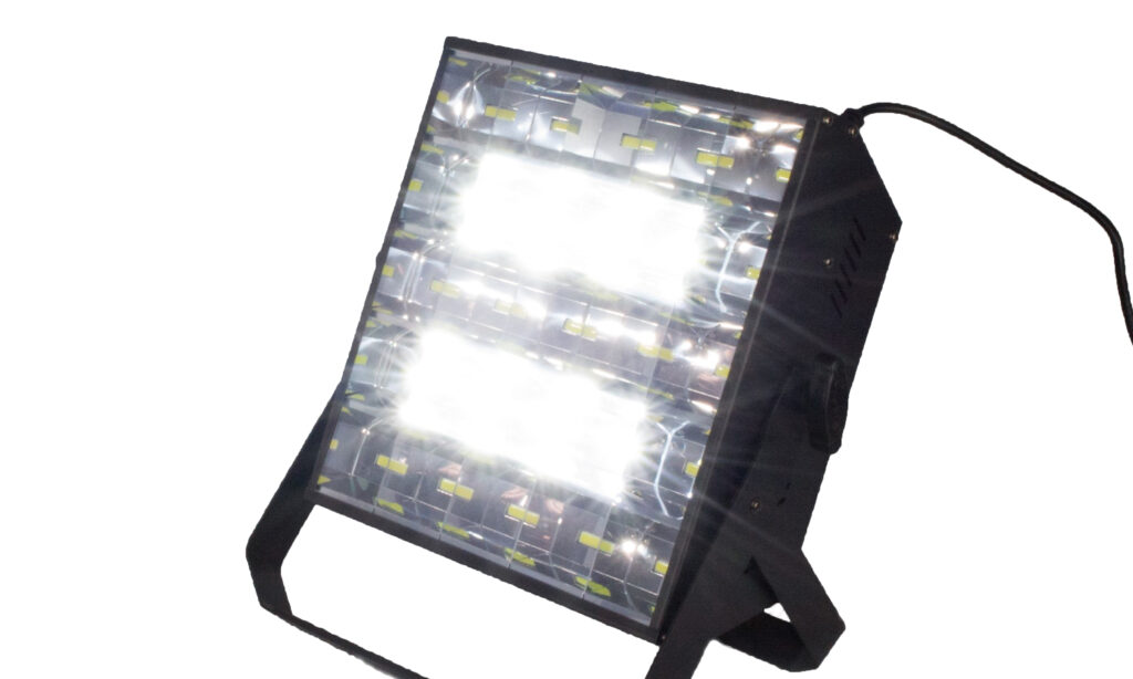 Cameo LED Flash Matrix 250