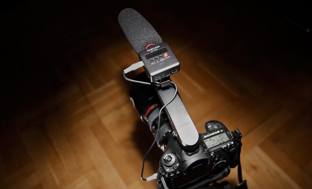 Tascams DR-10SG auf einer Canon EOS 5D Mark III