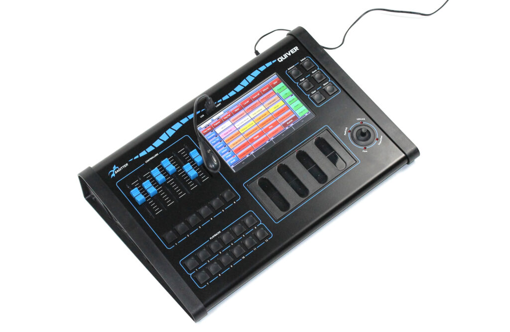 Sagitter Quiver, DMX Controller mit Touchfadern und Touchscreen