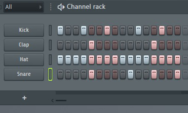 Drumgrooves lassen sich im Step-Sequenzer einprogrammieren