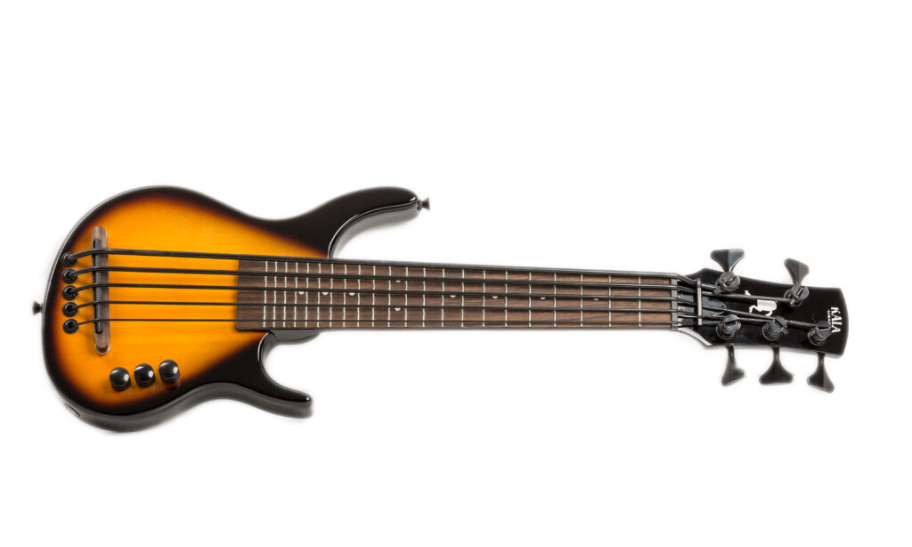 Kala_Solid_Ubass_fretted_5_string_Tobacco_Sunburst_003FIN