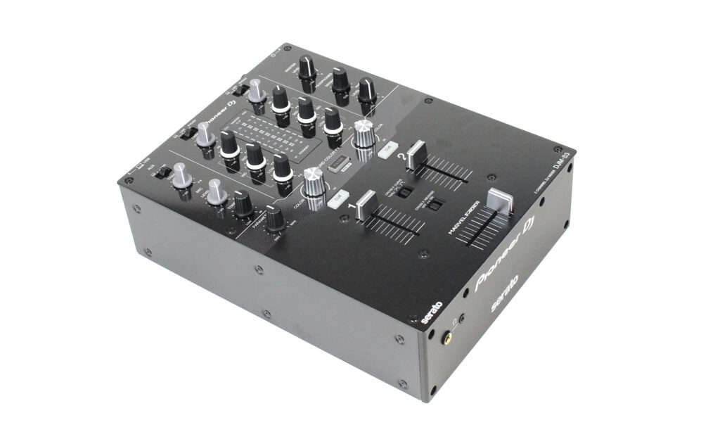 02_Pioneer_DJM-S3