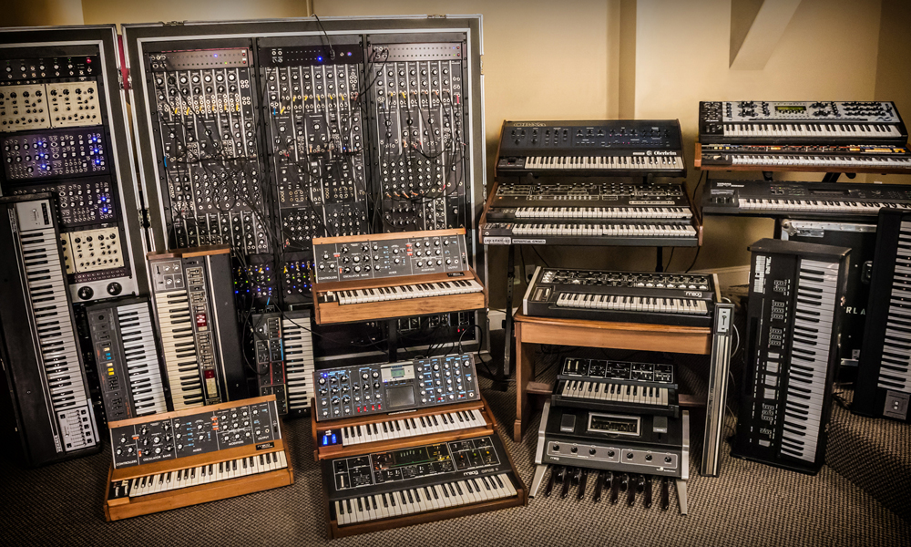 Die verwendeten Synthesizer der gesamten Syntronik-Library (Bild von IK Multimedia)