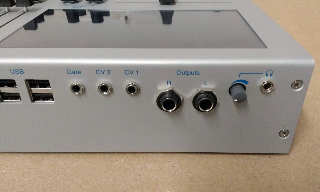 Die neue Kopfhörer-Lautstärkeregelung am GR-1 Granular Synthesizer. (Foto: Tasty Chips Electronics)